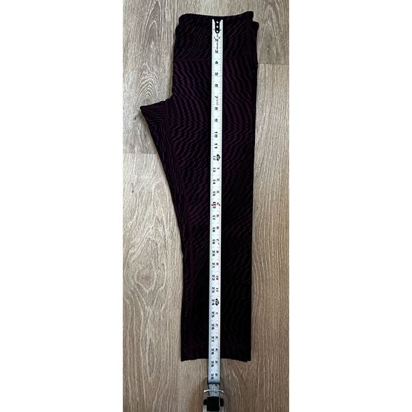 Lululemon|Wunder Under Cropped‎ Leggings|Shifted Purple/Black|SZ 8 - Picture 4 of 9